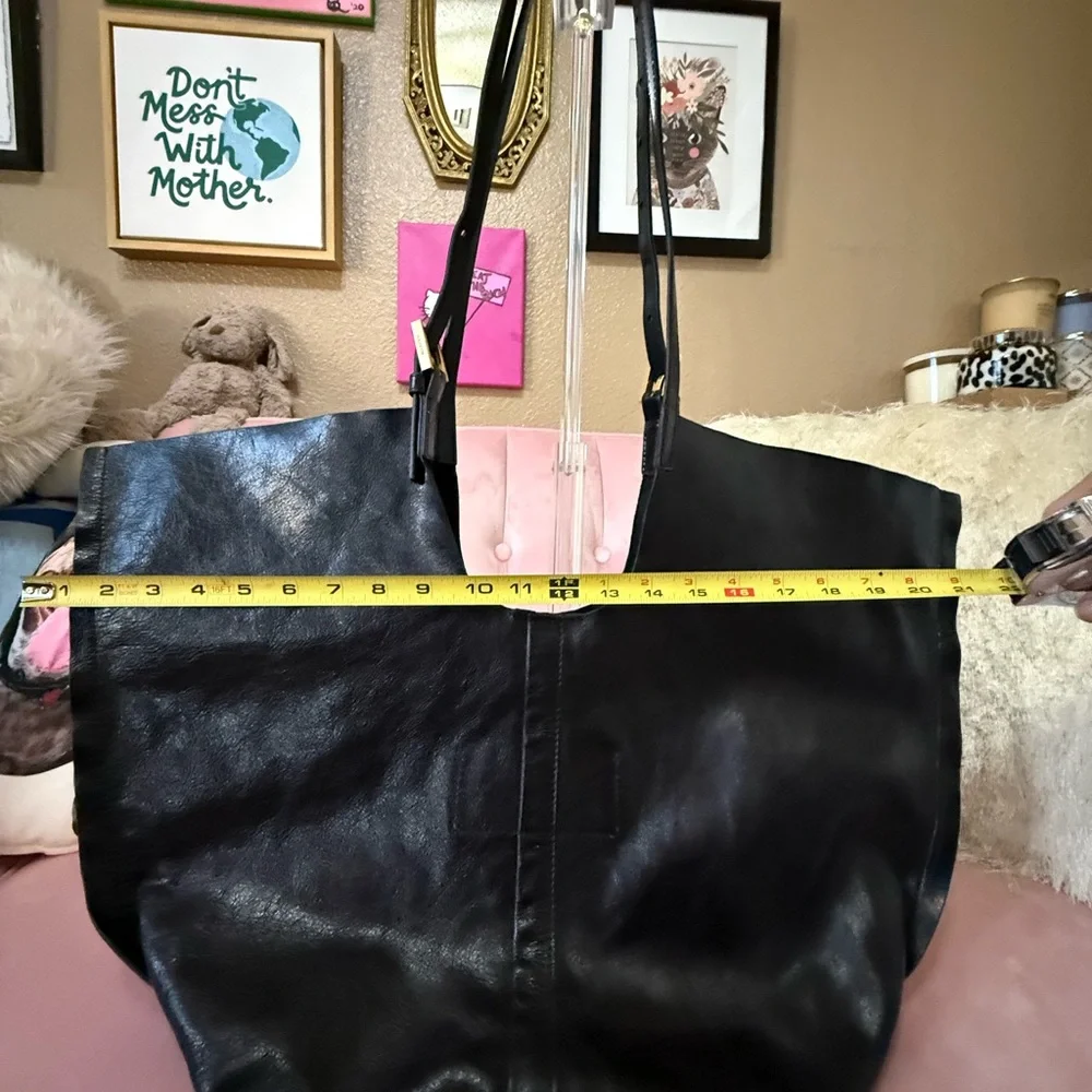 💯 Authentic ALLSAINTS Soft Black Leather Hobo. Unique, large bag!! - Picture 4 of 15